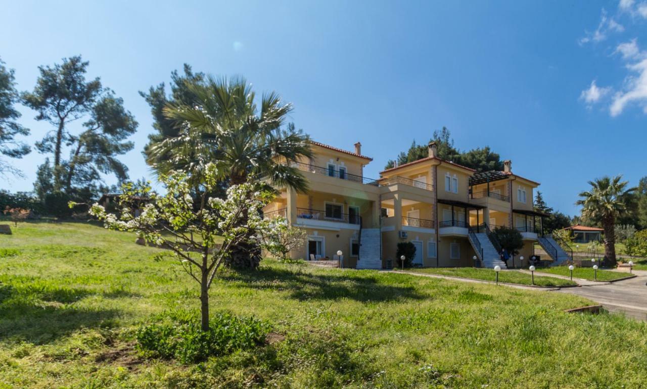 Kyrana Apartments Paliouri Extérieur photo