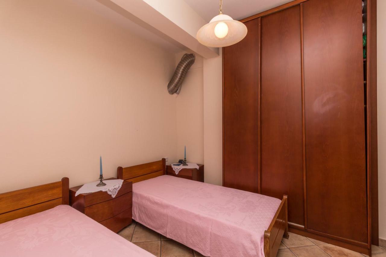 Kyrana Apartments Paliouri Extérieur photo