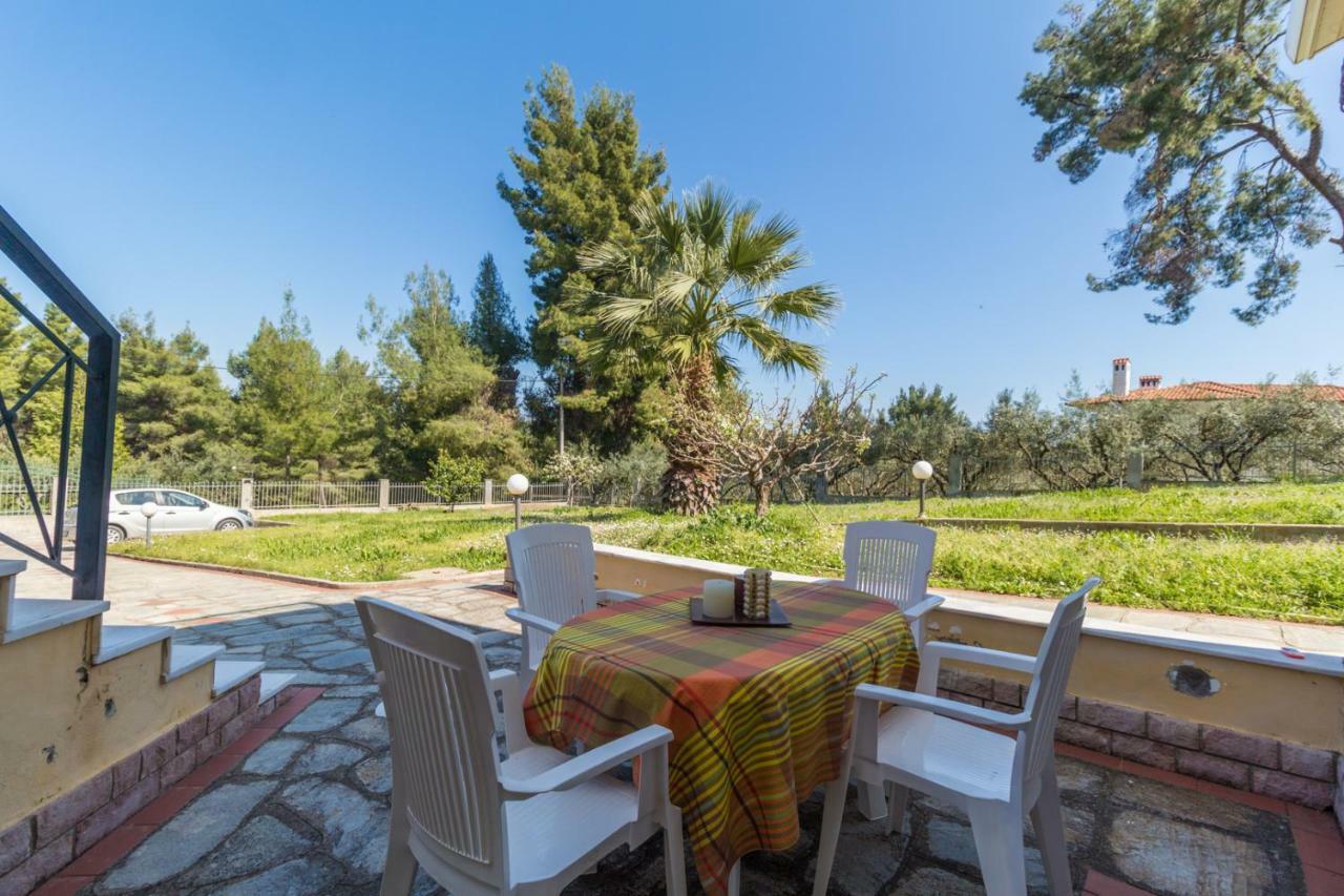 Kyrana Apartments Paliouri Extérieur photo